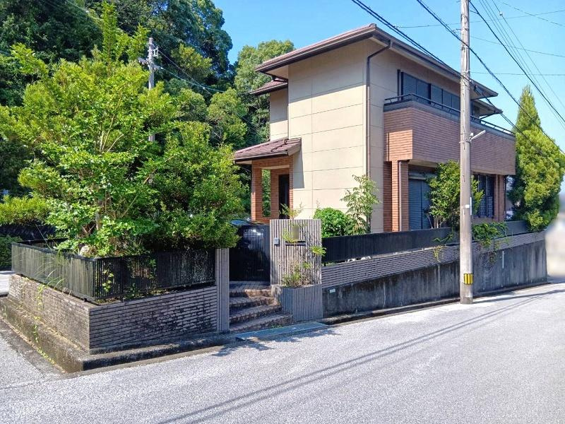 高知市潮見台2丁目　中古戸建ての外観