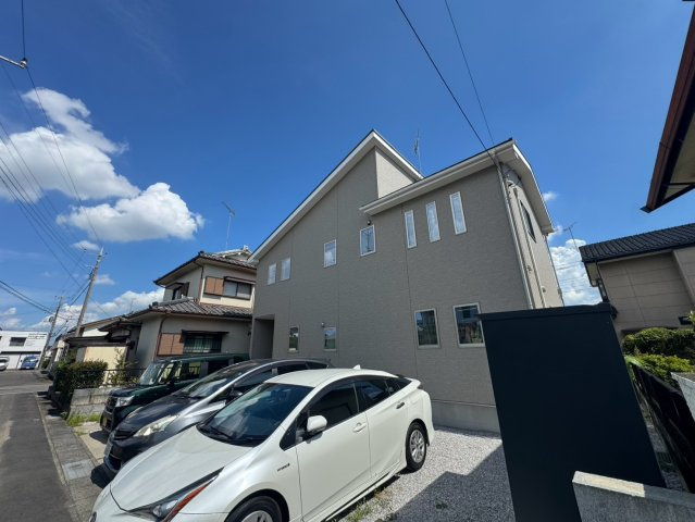 -三丁目不動産-　太田市新田木崎町　令和4年築　築浅美観住宅の外観|外観もきれいです