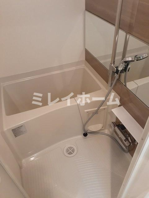 ウエストシックスの浴室