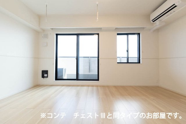 グレイスパークⅢの居間・リビング