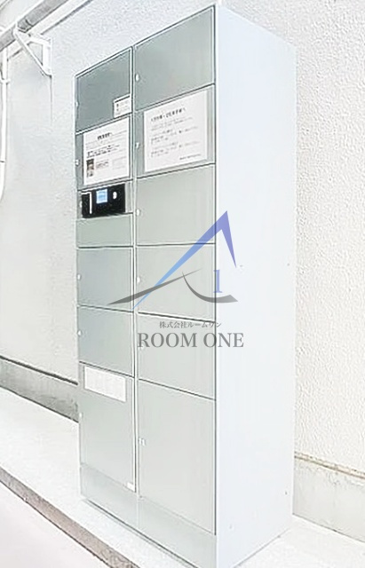 浅川コーポのその他共用部分|宅配ボックスです。