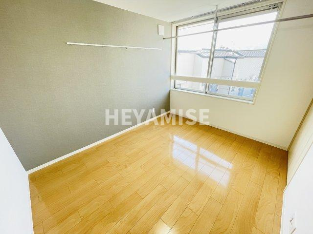 アミティ西坂の居間・リビング