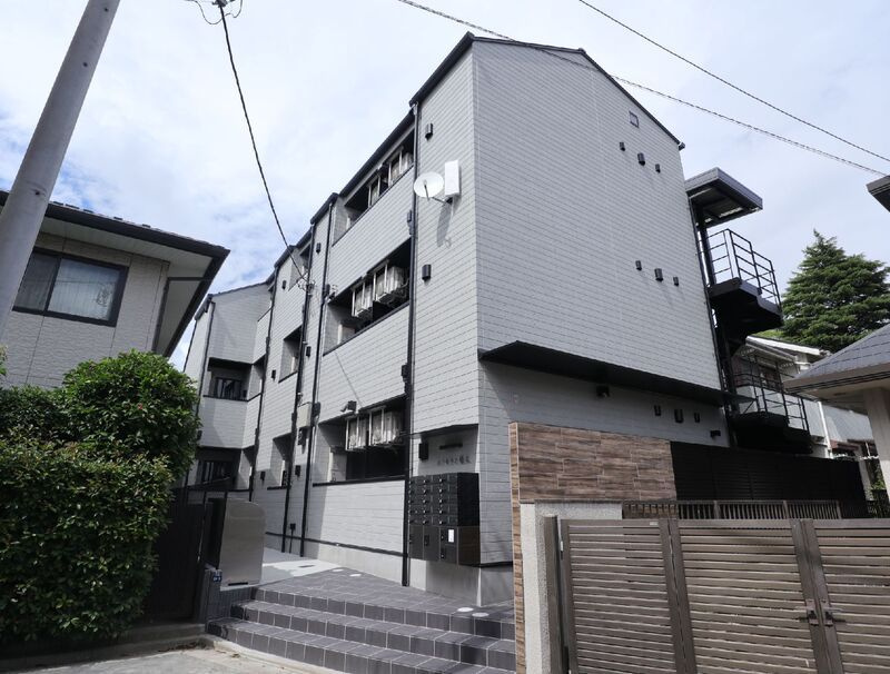 エクセラン柴又の外観