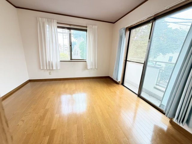 中古一戸建の洋室|ゆったりした洋室です