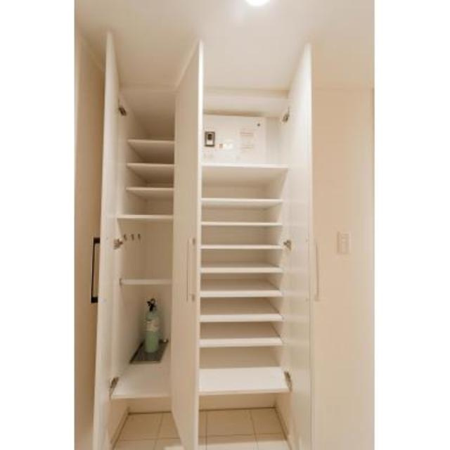 パークアクシス八丁堀の玄関|※写真は同タイプ住戸です。