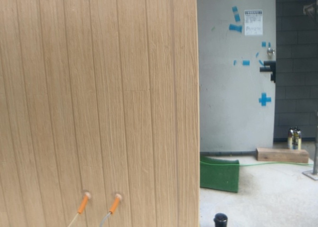 【内装】 | 建物建築の外壁の主流となっているサイディング仕様は、板を外壁に貼り合わせる施工方法です。金属系・木質系・窯業系があり、断熱性や耐用性などが異なります。外壁の色やデザインなど詳細は現地でご確認ください。