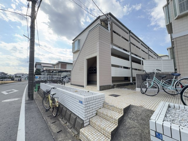 パティオ稔台B棟 の外観