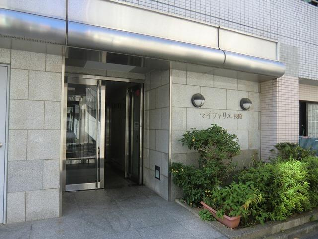 マイファリエ長崎のエントランス|落ち着いたエントランスです