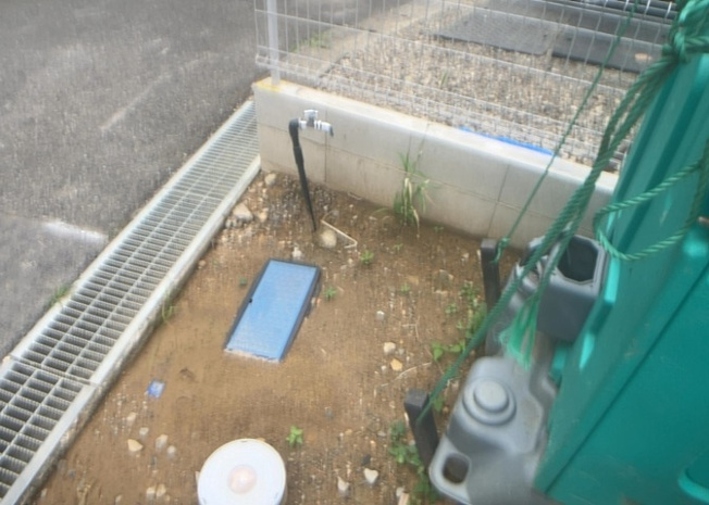 【設備】 | 敷地内には、散水栓や立水栓があります。水道水を直接利用できるため、水を運ぶ手間を省くことが出来ます。大量の水を必要とする洗車作業や清掃などに役立ちます。その他設備とあわせて、現地でご確認ください。