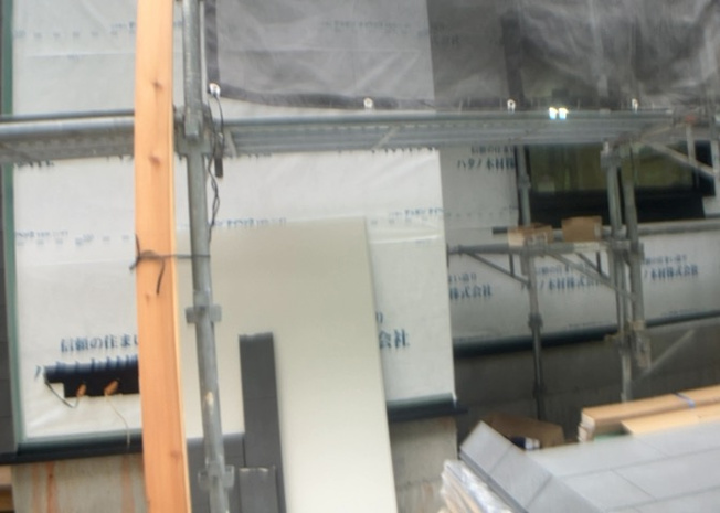 【内装】 | 建物建築の外壁の主流となっているサイディング仕様は、板を外壁に貼り合わせる施工方法です。金属系・木質系・窯業系があり、断熱性や耐用性などが異なります。外壁の色やデザインなど詳細は現地でご確認ください。