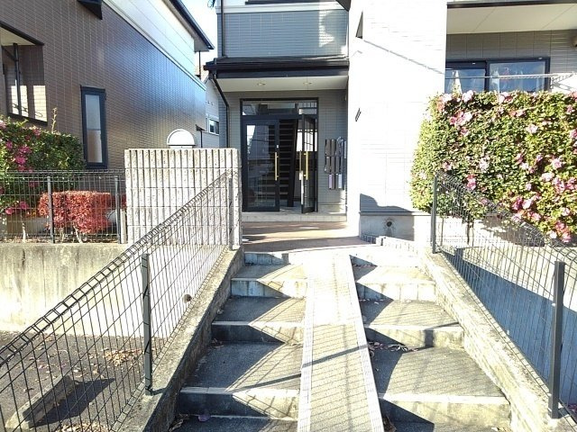 シャローゼ２のエントランス