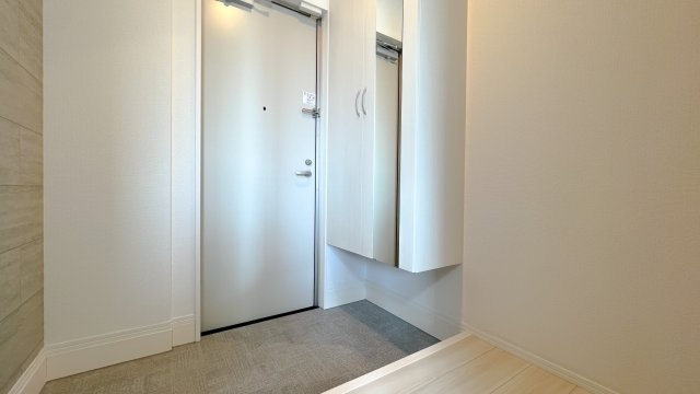 Beauportの玄関|※反転タイプの間取となります。