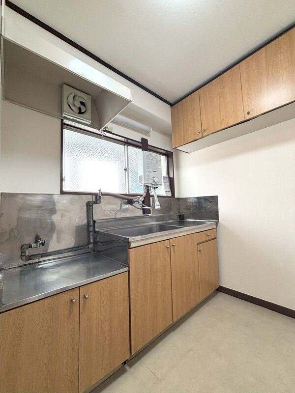 横浜市磯子区中原３丁目の賃貸マンションのキッチン