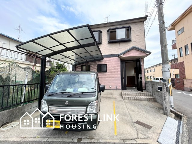 天美西３　戸建の駐車場