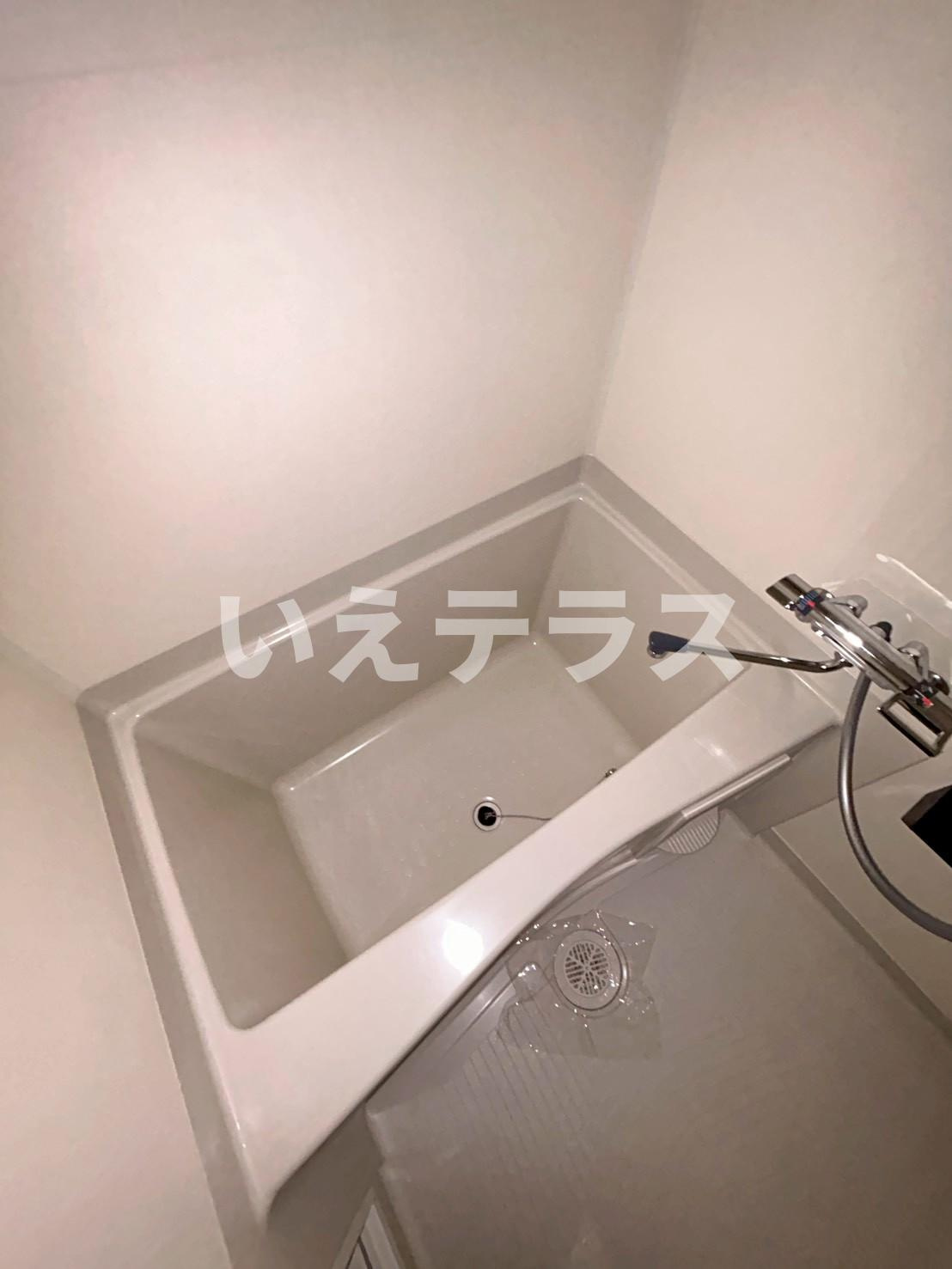 プレサンス神戸元町ミューズの浴室