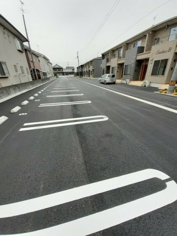 クルールＢの駐車場