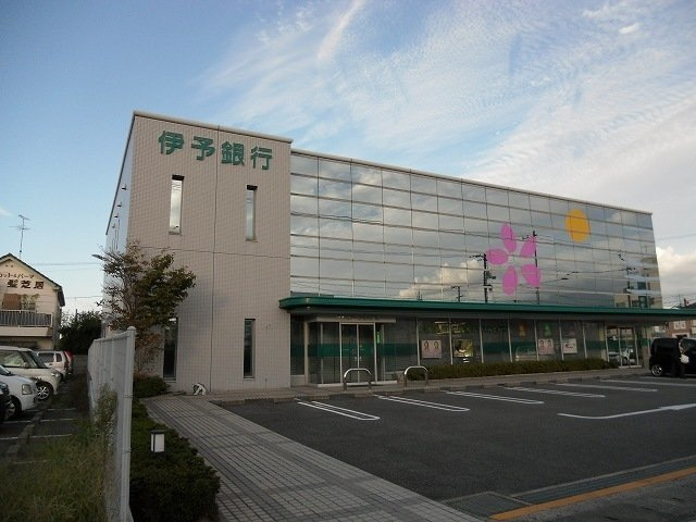 クルールＢの周辺|伊予銀行壬生川支店まで1600m