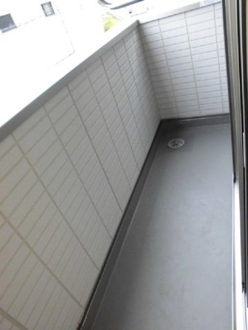 エクセリア西小岩のバルコニー