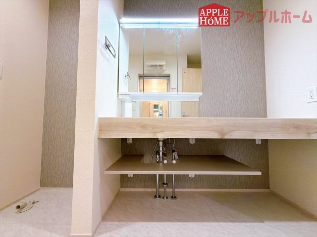 [新築住宅] 鶴ヶ島市藤金 7期 全1棟の独立洗面台|お洒落な独立洗面台♪