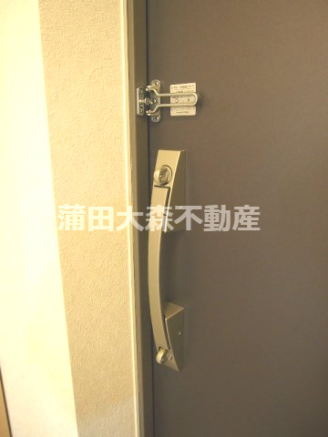 ルーブル蒲田九番館の玄関