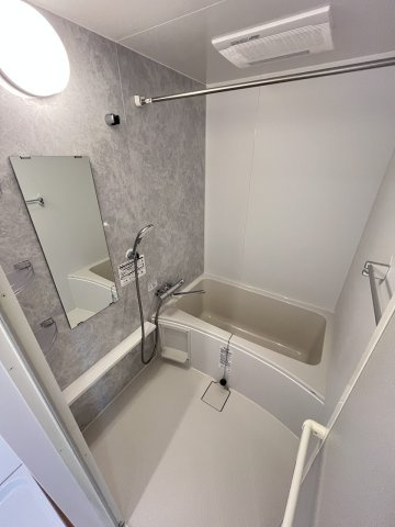 日興ロイヤルパレス西麻布の浴室