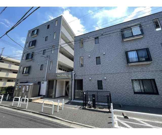 クレール・ルミエールの外観