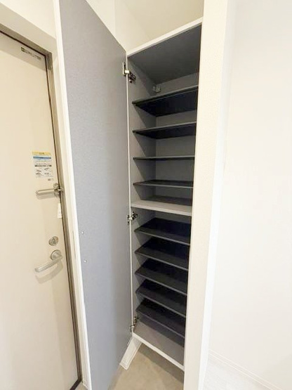 【収納】 | ジーメゾン川越稲荷町 | ちょっとした収納スペースも充実しています