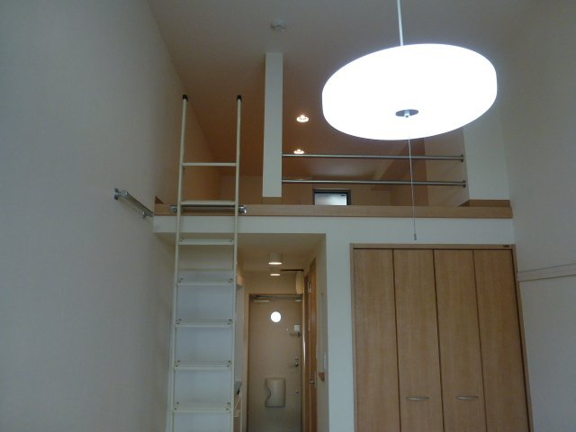 ケンクレストの洋室