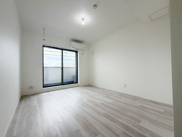 【居間・リビング】 | ジーメゾン川越稲荷町 | ゆったり過ごせるリビングです