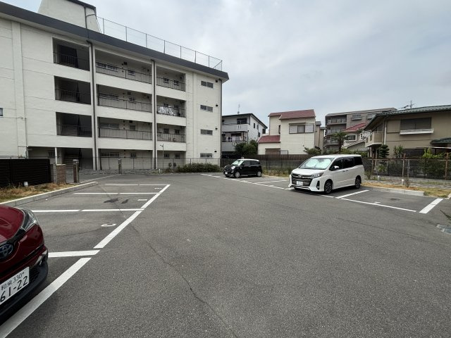 デルニエ