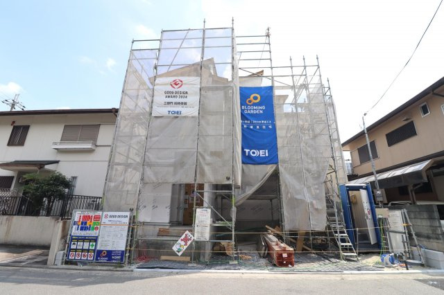 建築順調に進行中です。同社施工例物件近隣にございますので、見学希望の際はお気軽にお問い合わせください。ネットからの見学予約も便利です。「C21アクロス」でアクロスコーポレイションを検索！