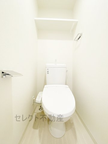 プレサンス桜通ザ・タイムズのトイレ