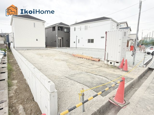 明石市二見町西二見　全7棟　1号棟　新築戸建のエントランス|物件・当店の最寄駅まで無料送迎！最短10分で指定場所へお迎えに向かいます！まずはお問い合わせください