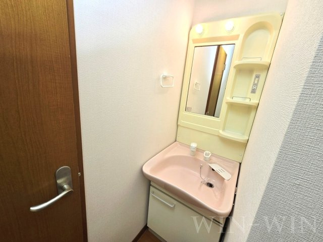 フォレストRの独立洗面台|イメージ（同建物内別部屋の写真です）