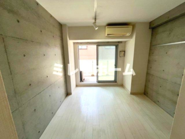 エアフレックス羽田の居間・リビング|同建物内別のお部屋の参考写真になります。