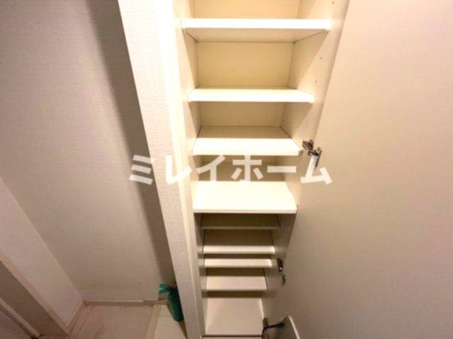 エアフレックス羽田の玄関|同建物内別のお部屋の参考写真になります。