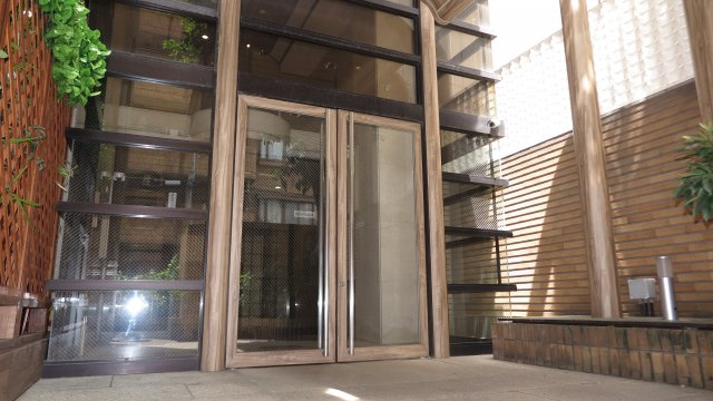 リッチライフダイコクの玄関