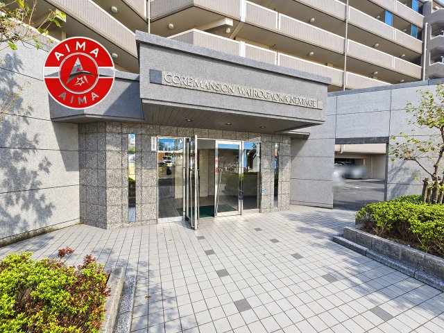 コアマンション和白丘ネクステージA棟|きれいなエントランス入口です。