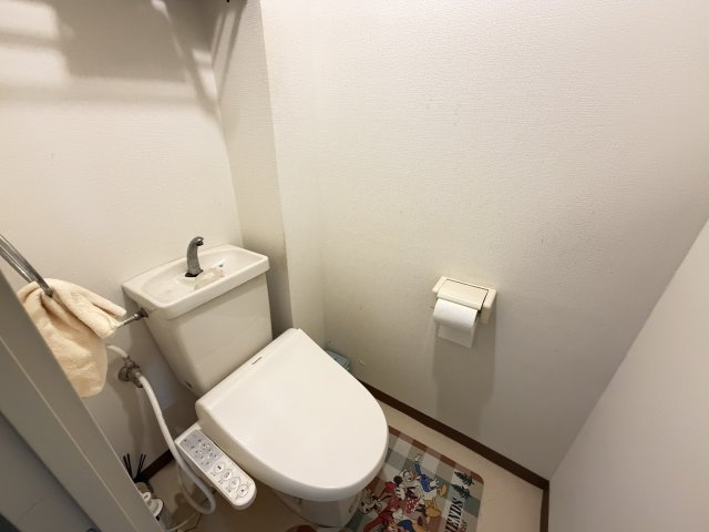 グランドハイツ西片貝のトイレ|■ウォシュレット付きトイレ