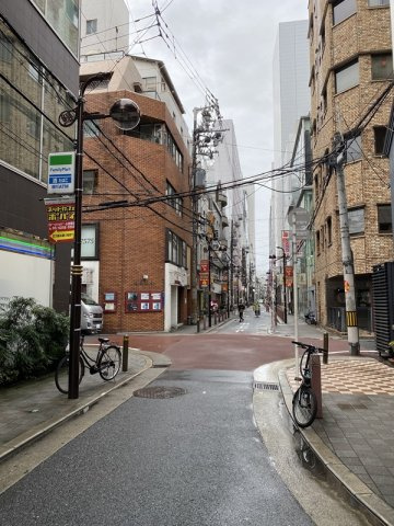 大阪市中央区東心斎橋１丁目の店舗事務所の周辺