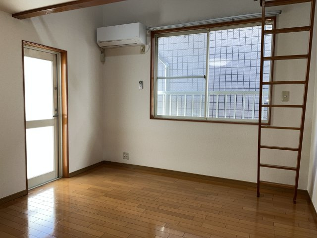 【居間・リビング】