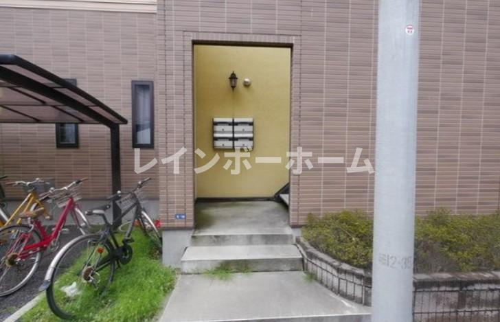 プレシアのエントランス