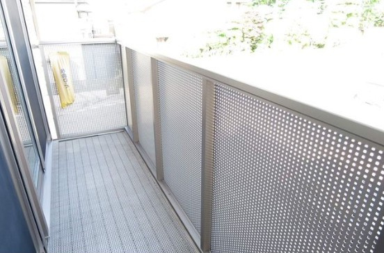 フラッツァ扇町屋のバルコニー