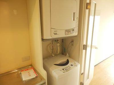 ルピエ四条の内装|洗濯機・乾燥機付