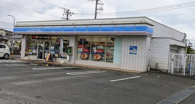 【周辺】 | ルミネスⅢ | ローソン木更津中尾店まで900m