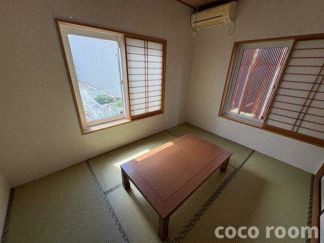 本町三丁目戸建の和室