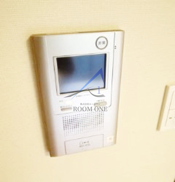 フェニックス馬込のセキュリティ|モニター付きインターホンです。