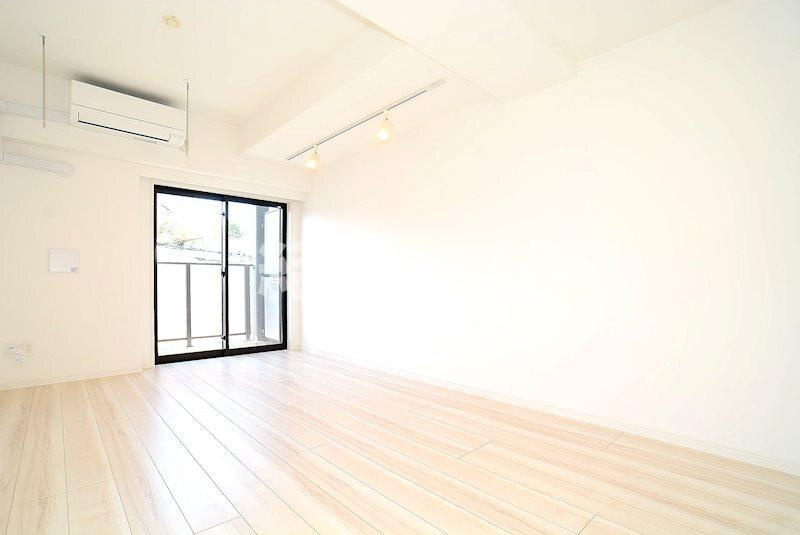 板橋区成増３丁目の賃貸マンションの居間・リビング