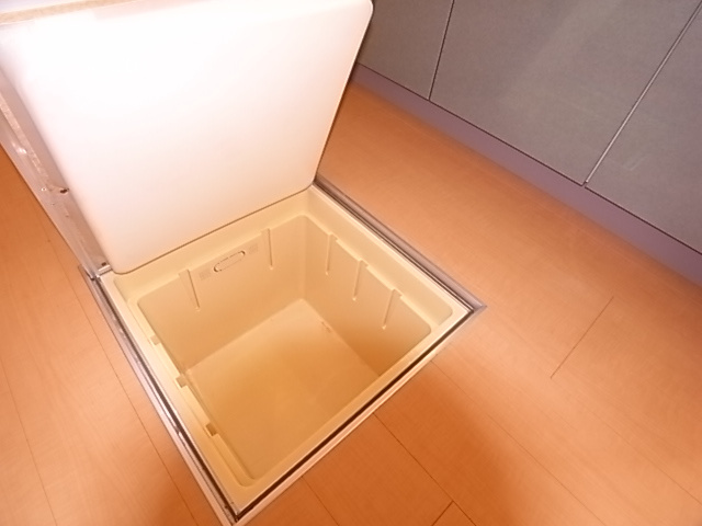 ソレイユ清水通の収納