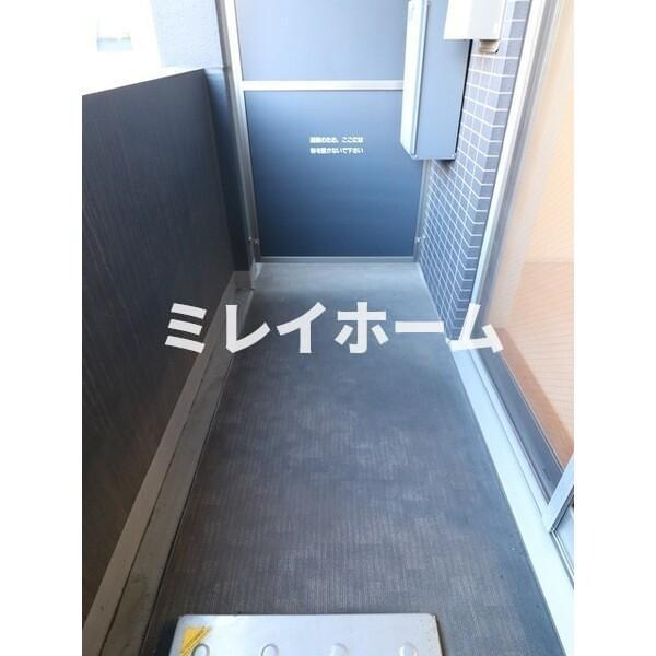 ジーベック平和島のバルコニー